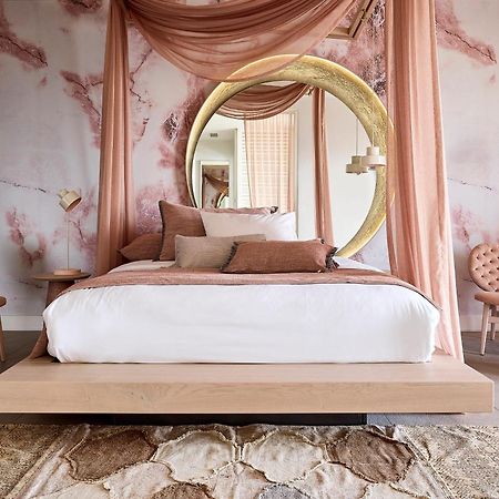 Amazon Mykonos Suites & Spa Agios Ioannis Diakoftis Buitenkant foto