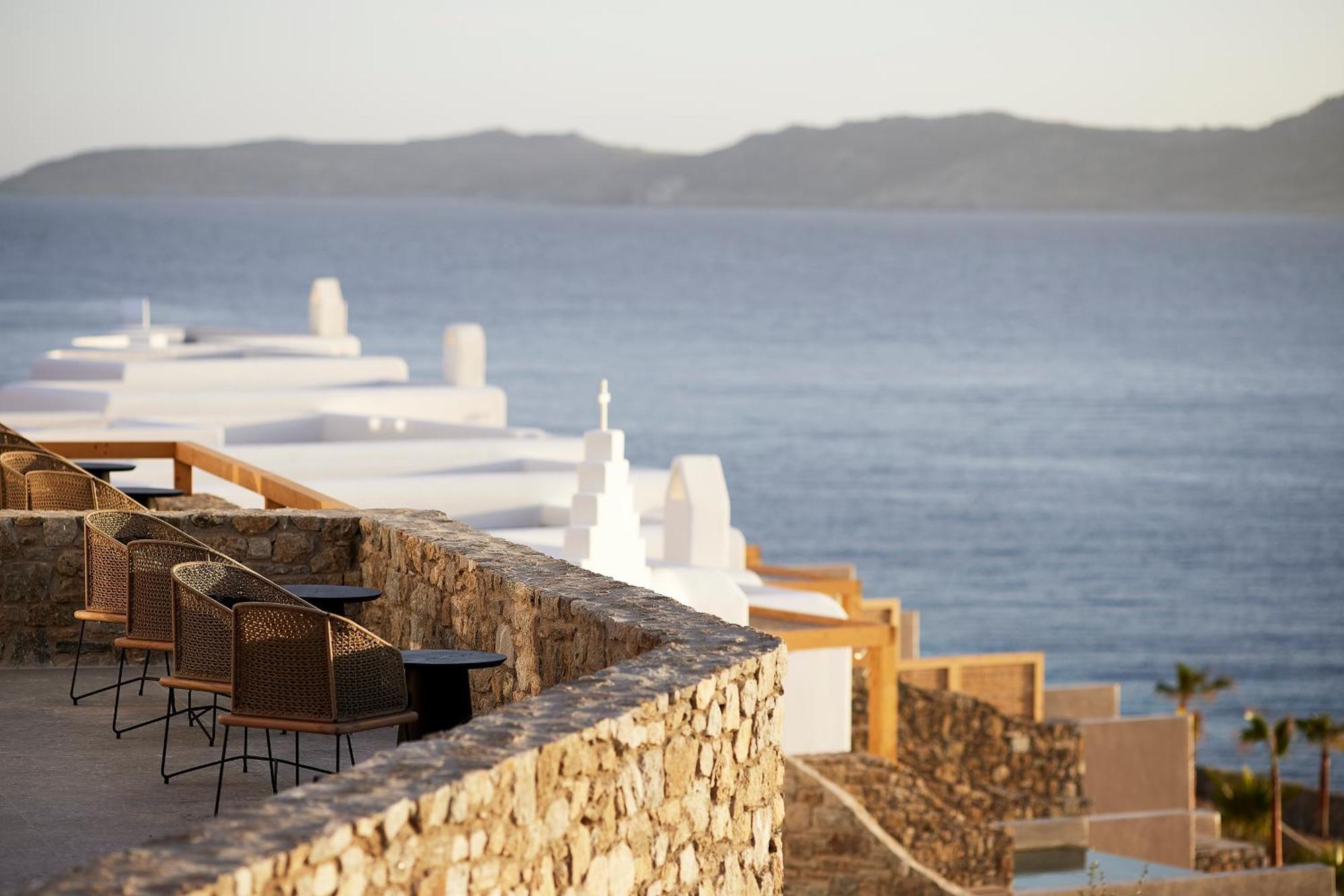 Amazon Mykonos Suites & Spa Agios Ioannis Diakoftis Buitenkant foto