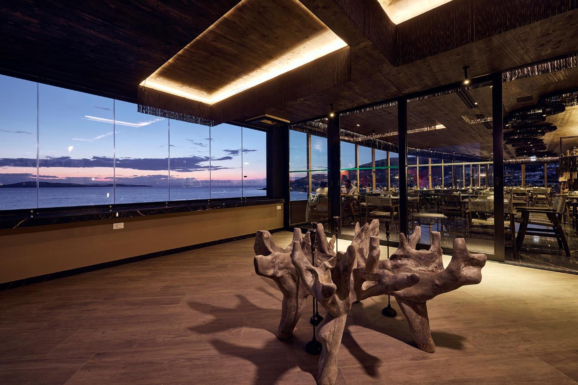 Amazon Mykonos Suites & Spa Agios Ioannis Diakoftis Buitenkant foto