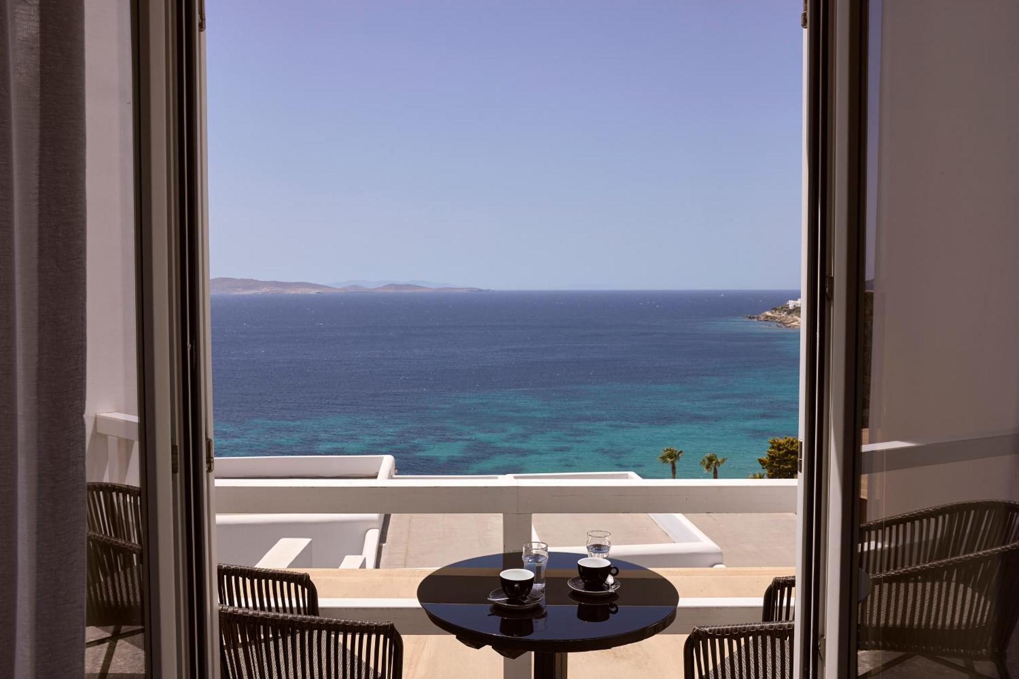 Amazon Mykonos Suites & Spa Agios Ioannis Diakoftis Buitenkant foto