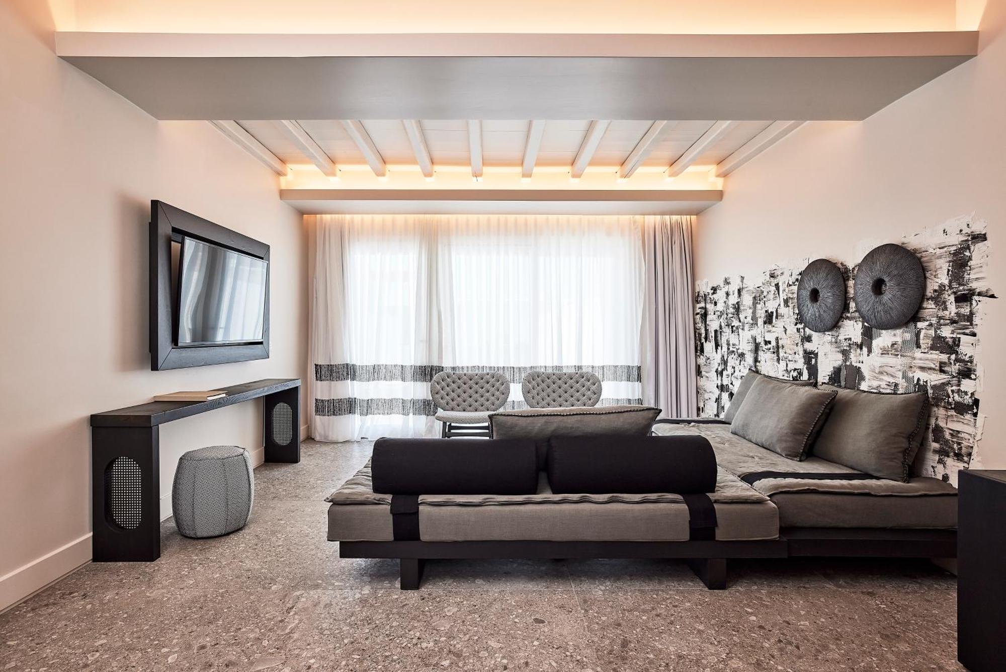 Amazon Mykonos Suites & Spa Agios Ioannis Diakoftis Buitenkant foto