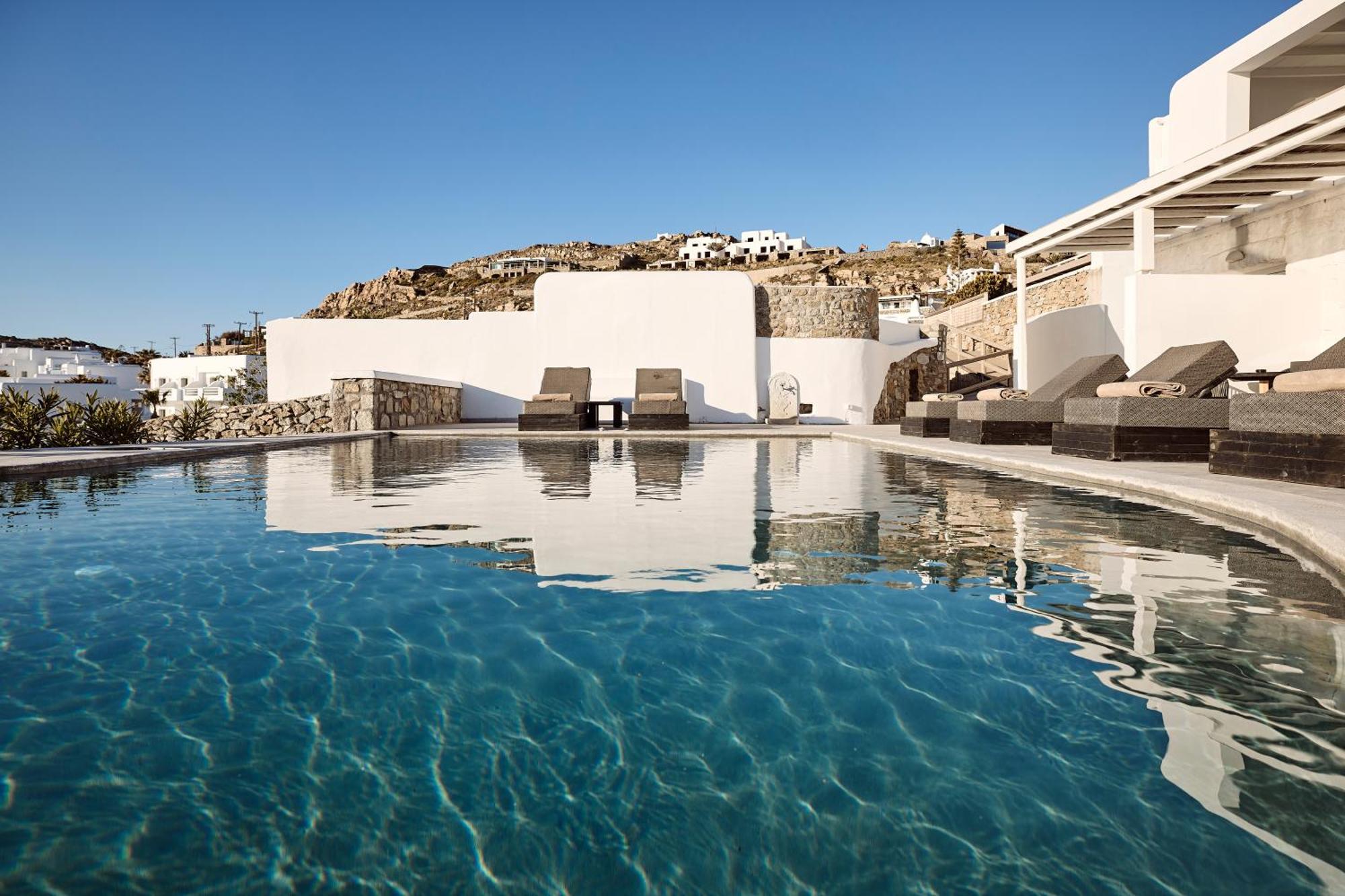Amazon Mykonos Suites & Spa Agios Ioannis Diakoftis Buitenkant foto